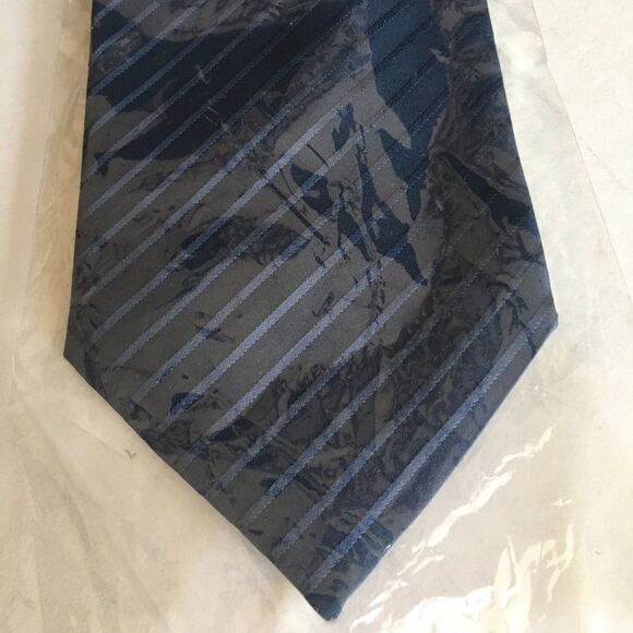 Randolph Duke Men’s Blue Necktie - Picture 3 of 8